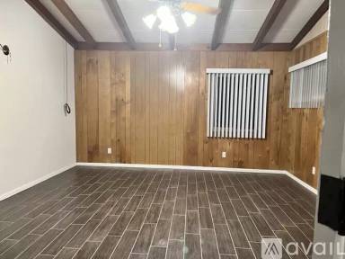 Main picture of 1579 E Avenue Q12