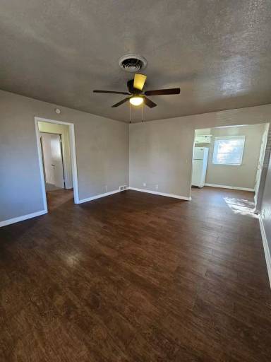 Main picture of 1710 Dakota St