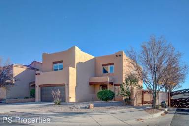 Main picture of 6800 Glenlochy Way NE