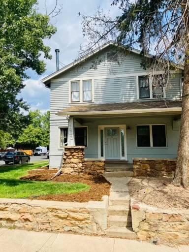 Main picture of 1903 Goss St