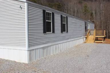 Main picture of 31 Windy Hill Rd