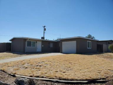 Main picture of 3835 Moonbeam Dr
