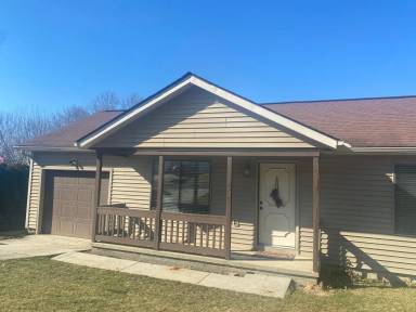 Main picture of 162 E Hillview Dr