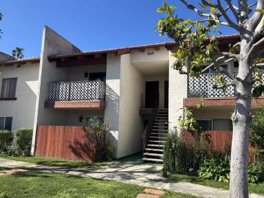 Main picture of 23641 Golden Springs Dr