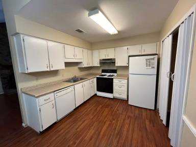 Main picture of 171 Greenbriar Ct