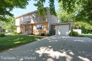 Main picture of 2502 S Vine St