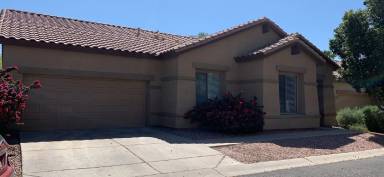 Main picture of 990 E Sheffield Ave
