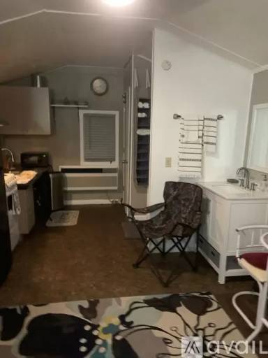 Main picture of 10 Shadow Ridge Ln