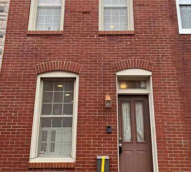Main picture of 111 N Rose St