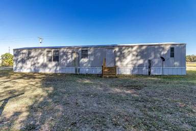 Main picture of 394 Community Dr