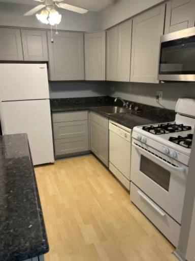 Main picture of 8232 Niles Center Rd