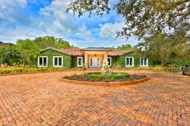 Main picture of 9435 SW 100th St