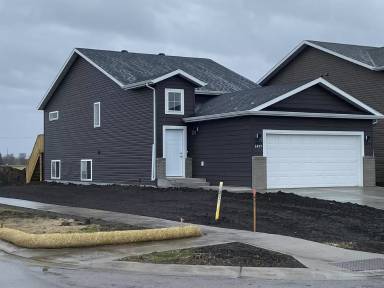 Main picture of 1497 68th Ave S