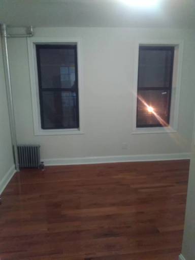 Main picture of 642 E 14th St