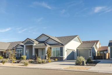 Main picture of 587 W Fire Sky Dr