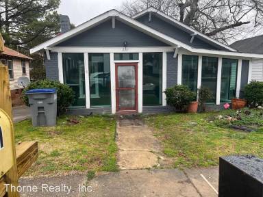 Main picture of 521 Jefferson St