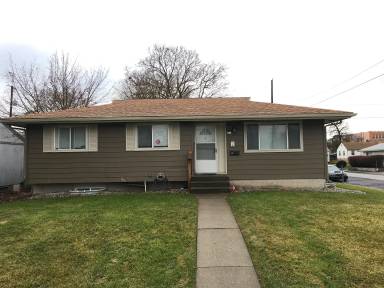 Main picture of 1704 E Wabash Ave