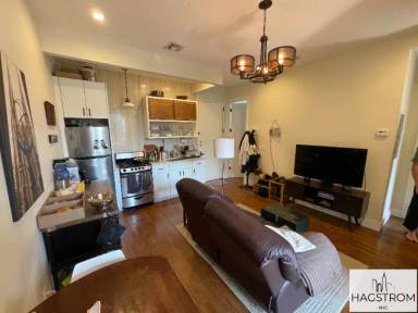 Main picture of 565 Evergreen Ave