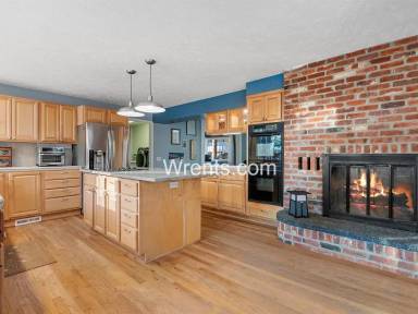 Main picture of 1415 W Borden Rd