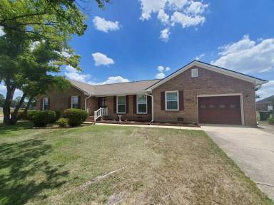 Main picture of 207 Old Farm Rd