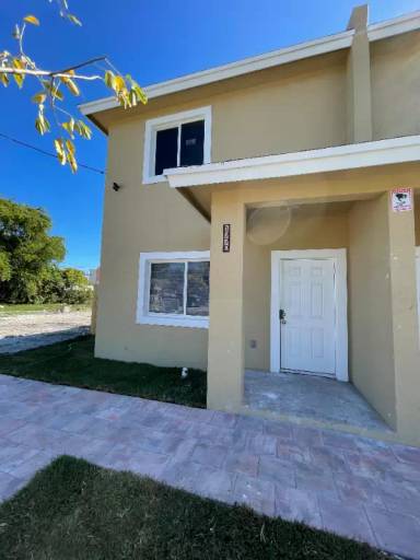 Main picture of 1770 NW 55th St