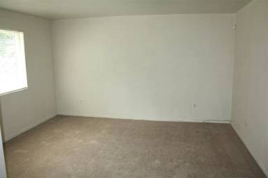Main picture of 331 E Augusta Ave
