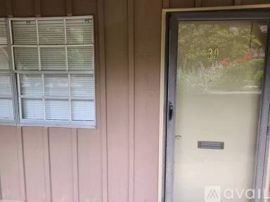 Main picture of 221 N Clifton Ave
