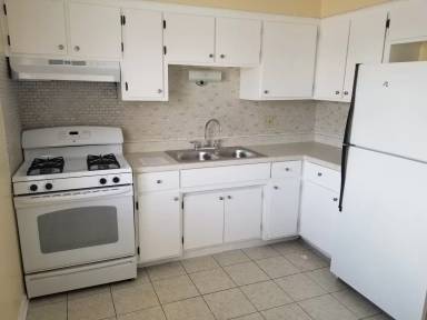 Main picture of 6921 Pershing Rd