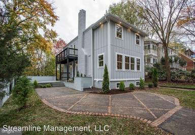 Main picture of 3012 Military Rd NW