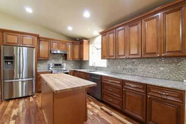 Main picture of 4804 S Dayton Pl