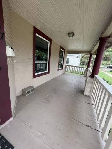 Main picture of 1007 W Nebraska Ave