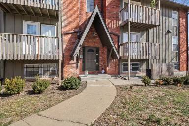 Main picture of 3403 Campbell St