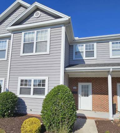 Main picture of 1425 Hidden Meadow Ln