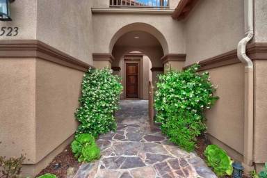 Main picture of 523 Meridian Way