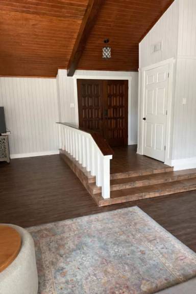 Main picture of 902 N Texas St