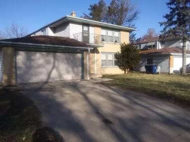 Main picture of 6587 N 73rd St