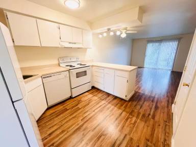 Main picture of 630 M St NE