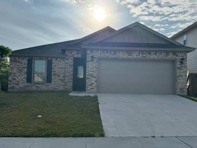 Main picture of 2658 Westeros St