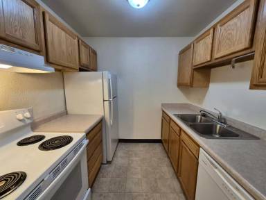 Main picture of Canterbury Court