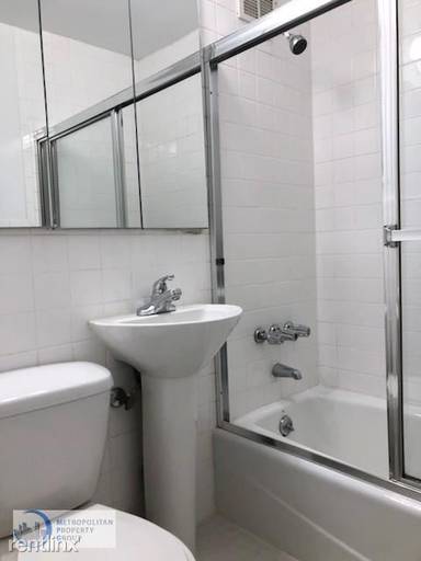Main picture of 1570 1st Avenue Apartments