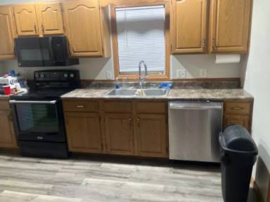 Main picture of 811 Castelar St