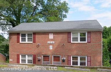 Main picture of 206 Montebello Cir