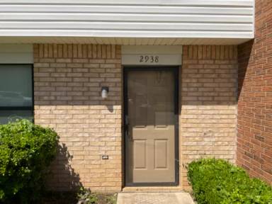 Main picture of 2938 Gossett Dr