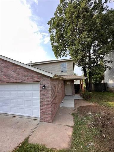 Main picture of 2226 E Cinnamon Way