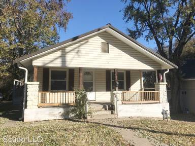 Main picture of 9300 E 9th St S