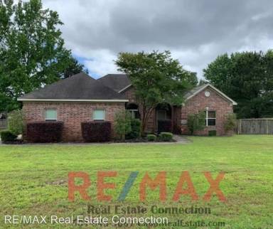 Main picture of 11 N Oak Cv