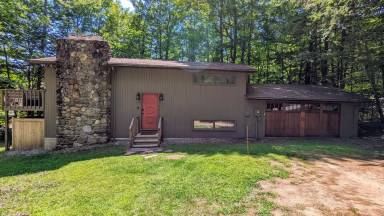 Main picture of 15 Brookhurst Ln W