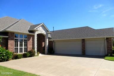 Main picture of 2729 NW 155th St
