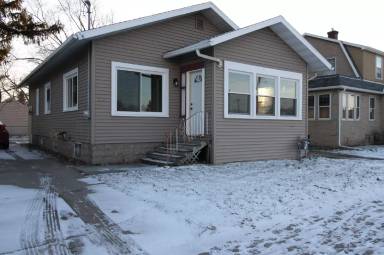 Main picture of 733 W Wisconsin Ave