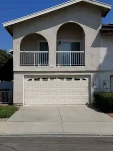 Main picture of 864 San Pablo Way